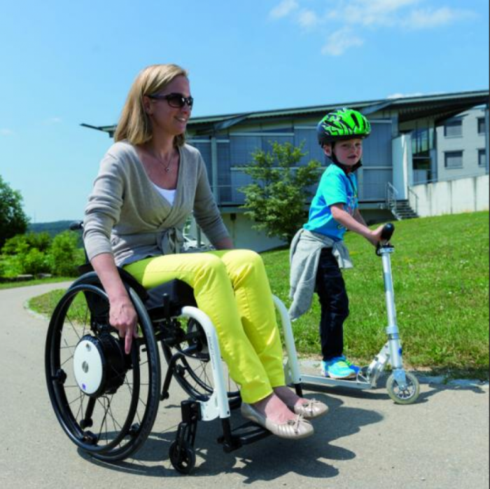 Aide à la propulsion personelle motorisée 3